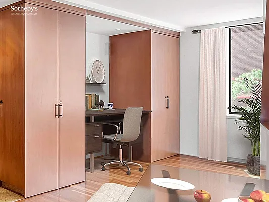 Sold by Sotheby's International Realty | media 10