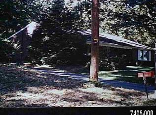 9924 Yellow Church Rd, Seven Valleys, PA 17360