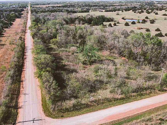4th image of 5926 N Jardot Rd