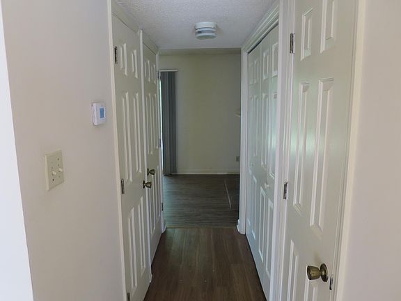 4th image of 9019 Countryside Ln #C