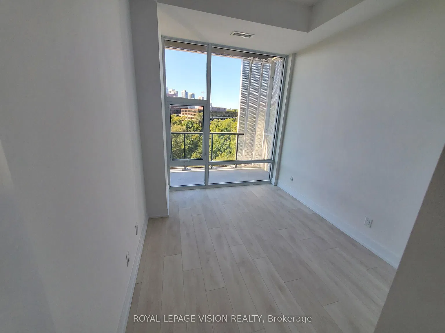 2 bed, $3,250 — Photo 3