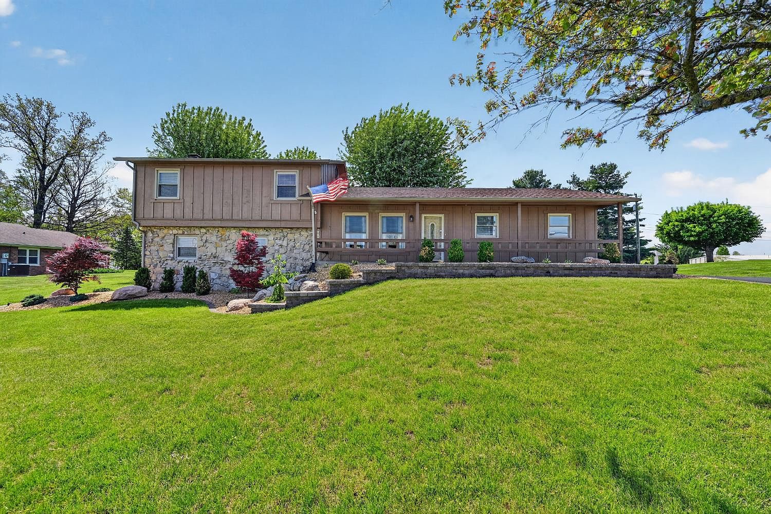 1047 Tekulve Rd