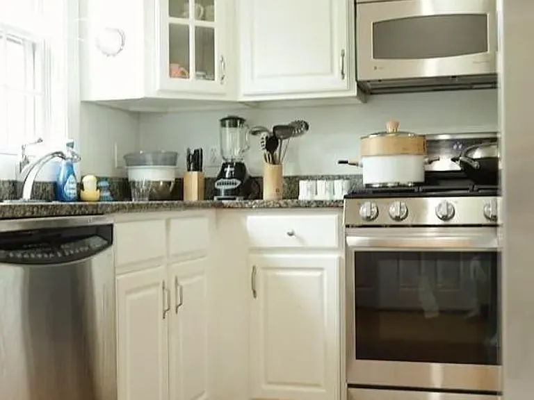523 Hancock St #5 — Photo 10
