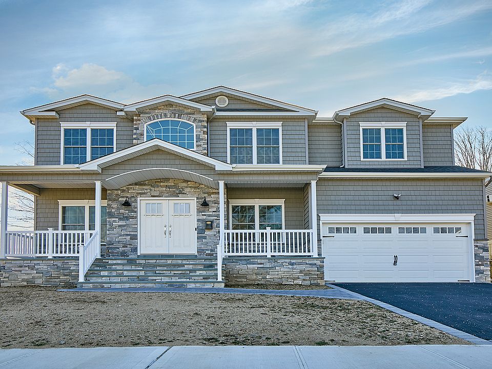 1st image of 120 S Choir Ln