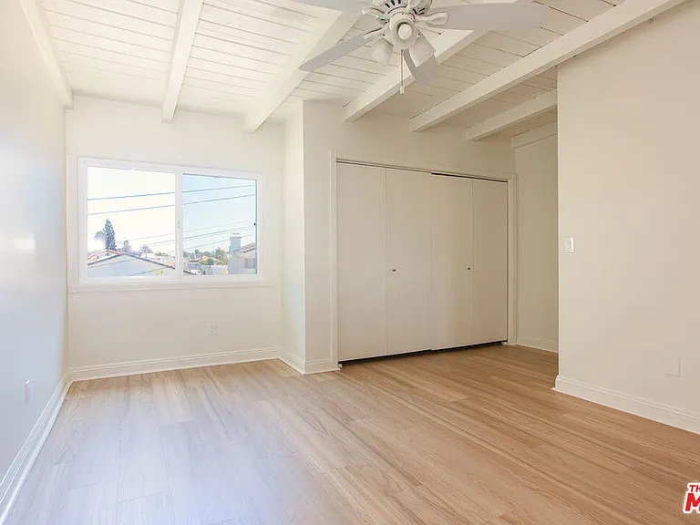 2320 Clark Ln #2 — Photo 11