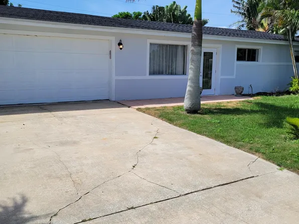 151 Coconut Dr, Indialantic, FL 32903