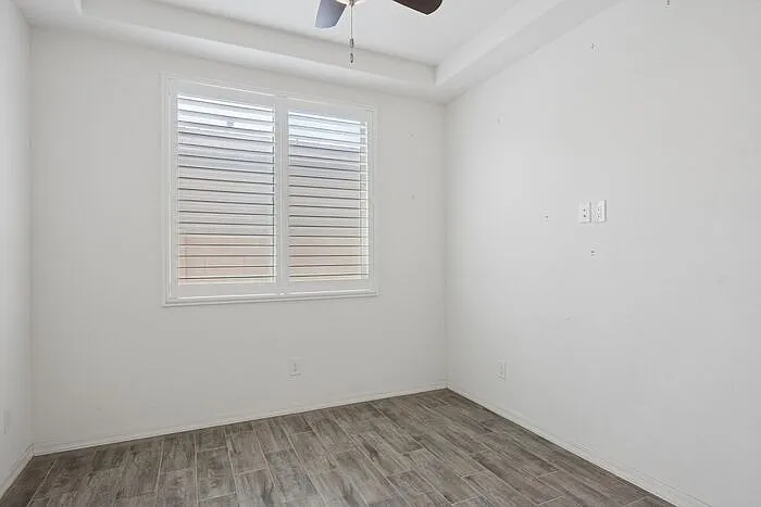 10445 E Tesla Ave — Photo 22