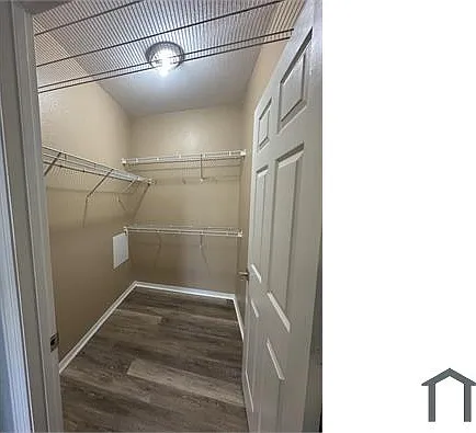10123 Courtney Palms Blvd #203 — Photo 14