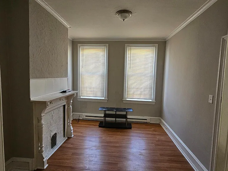 3046 Clifford St — Photo 34