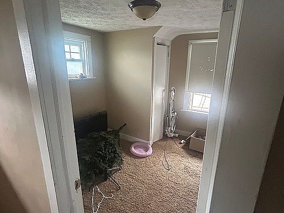 5th image of 706 Graham Rd