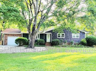 812 Greenbriar Rd, Wilmington, NC 28409