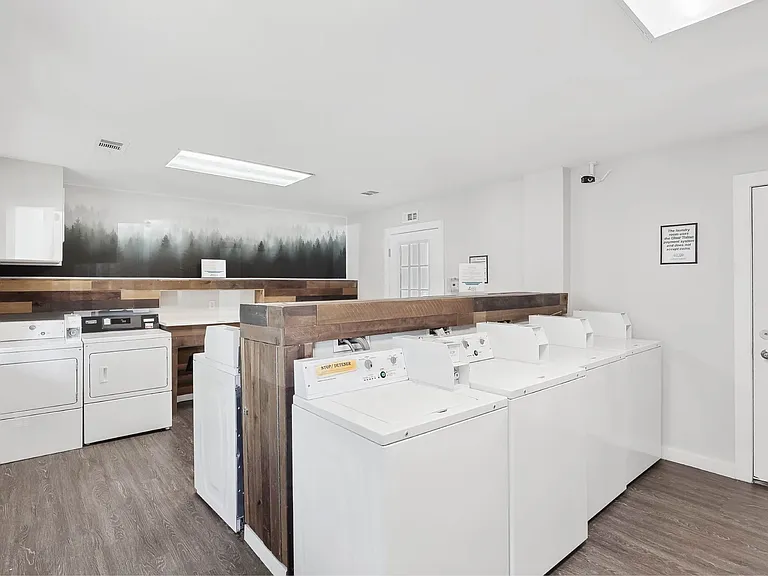 Alpine Lofts — Photo 32