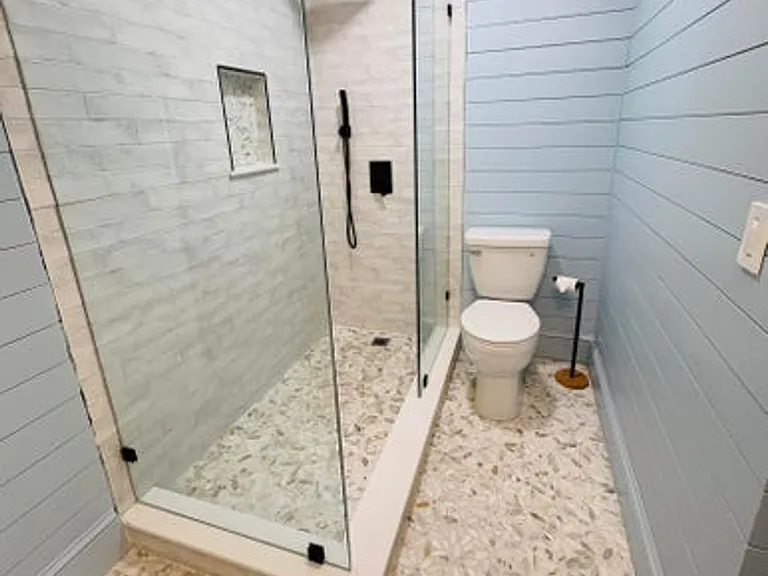 9 W Riverside Dr — Photo 17