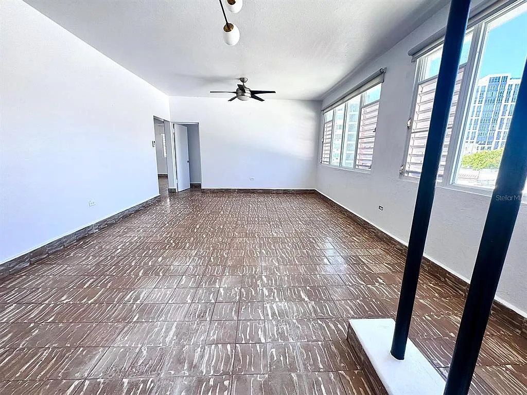 3 bed, 2.0 bath, 1500 sqft, $1,950 — Photo 4