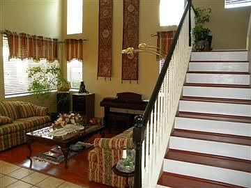1st image of 604 Fisher Cir