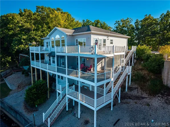 100 Allies Aly, Sunrise Beach, MO 65079