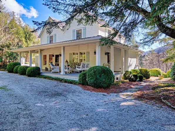 889 Horse Cove Road, Highlands, NC 28741