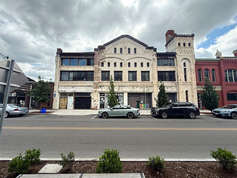 1st image of 206 State St