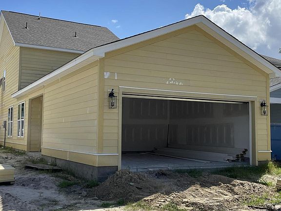 3rd image of 2033 Blue Bayou Blvd