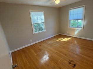 1402 Fairfax Dr, Camden, SC 29020