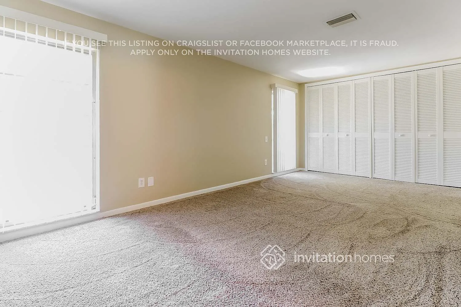 10350 Bay Hills Dr Largo, FL 33774 — Photo 4