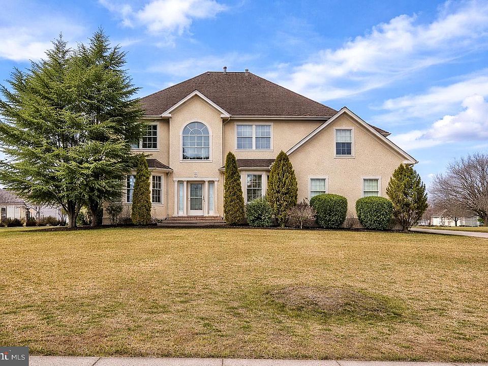 1st image of 109 Karenlynn Dr