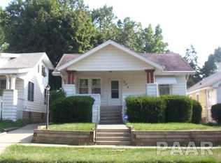 928 W Hanssler Pl, Peoria, IL