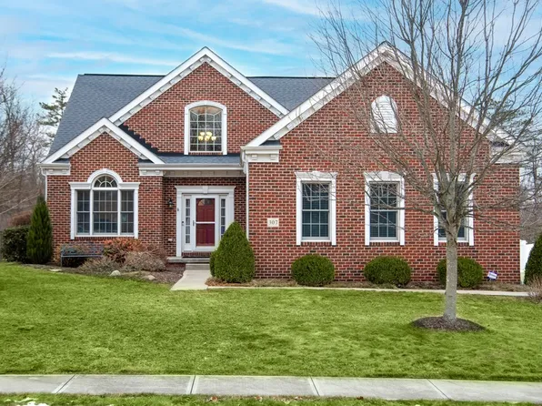 307 Dirkshire Ct, Mars, PA 16046