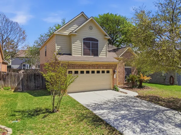 2536 Grove Park, Schertz, TX 78154