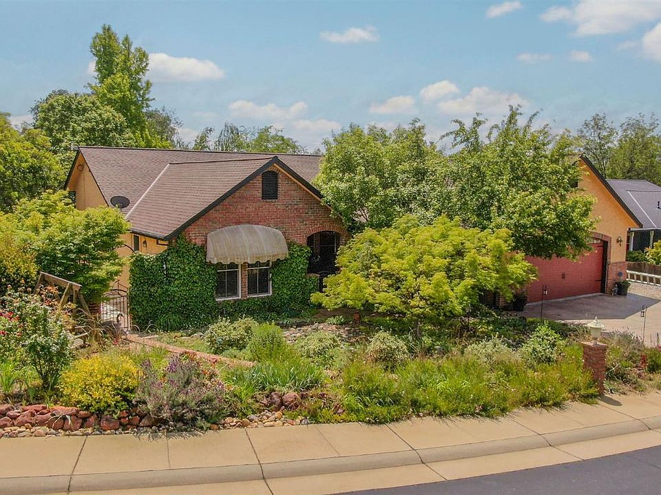 1st image of 281 Oak Tree Cir