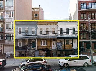 3086 Crescent St, Astoria, NY 11102