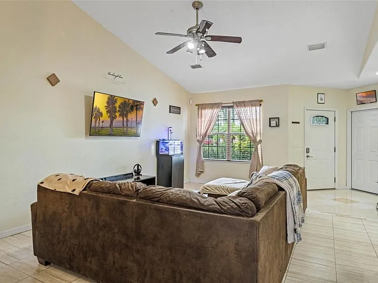 55 Brittany Ln #A — Photo 14