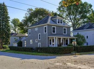 92 Haseltine St, Haverhill, MA 01835
