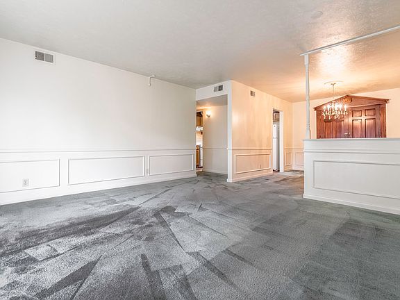 5th image of 1815 Gardiner Ln APT A2