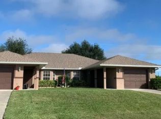 2221 NE 15th Ln, Cape Coral, FL 33909