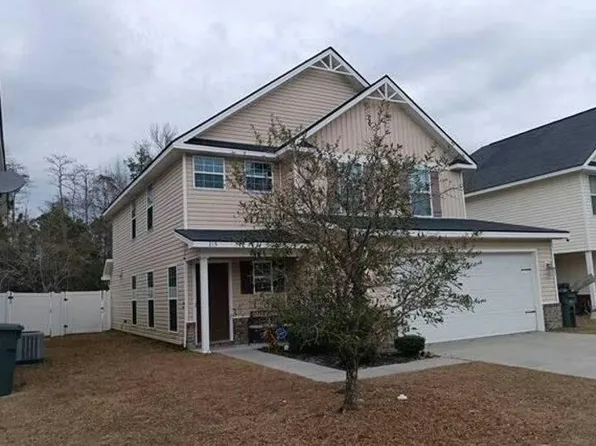 215 Grandview Dr, Hinesville, GA 31313