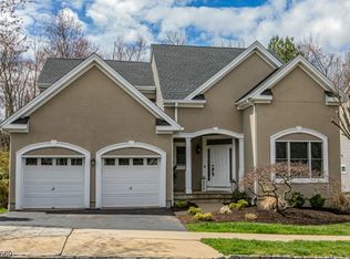 10 Ironwood Rd, Skillman, NJ 08558