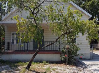 2011 E Linsey St, Tampa, FL 33605