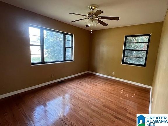 5th image of 1050 Plum Ln