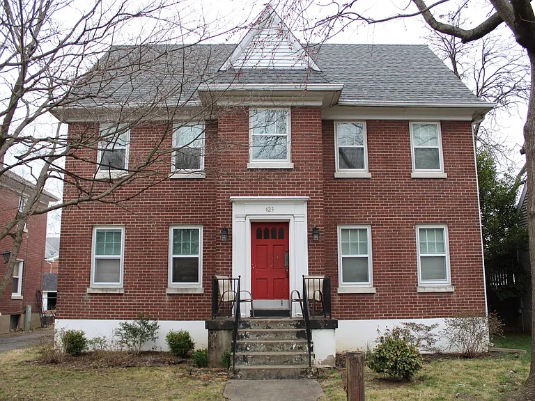 423 Wallace Ave #1 — Photo 1