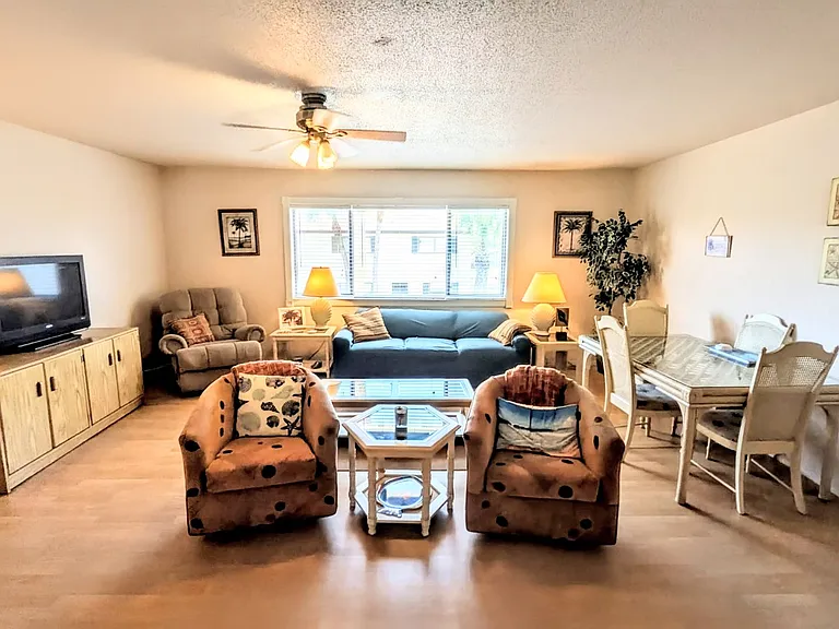 360 Base Ave E #424 — Photo 4
