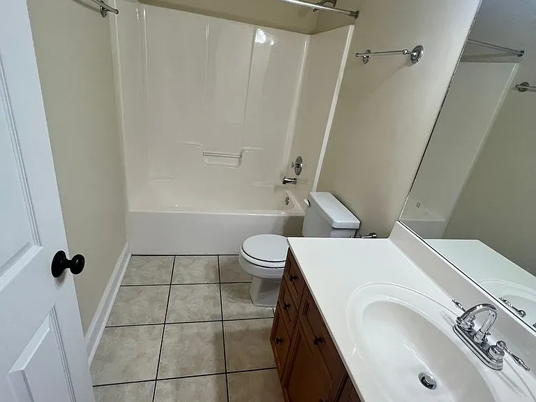 1630 Academy Dr #109 — Photo 11