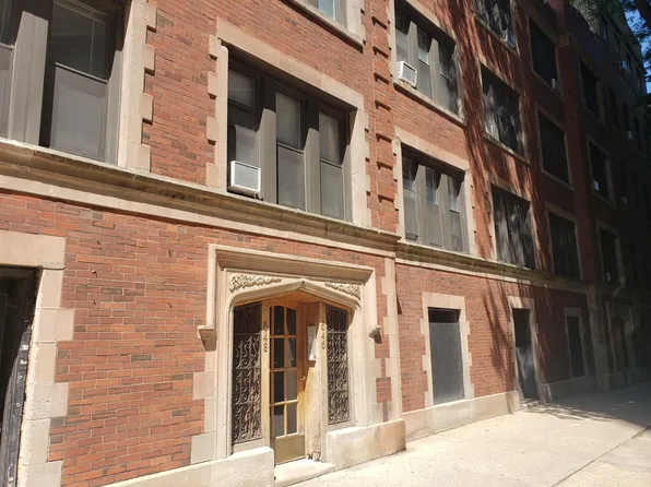 648 W Waveland Ave #2, Chicago, IL 60613