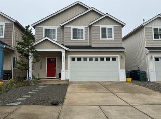 868 Morning Glory Dr, Independence, OR 97351