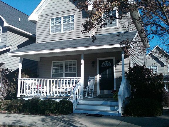 4th image of 1126 E Lee Blvd #1126