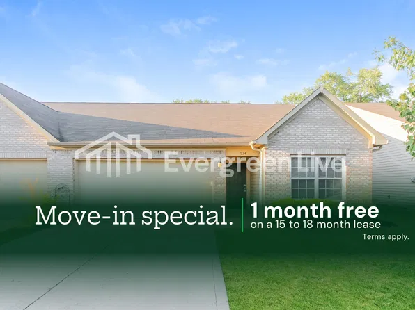 1924 Lisa Walk Dr, Indianapolis, IN 46227