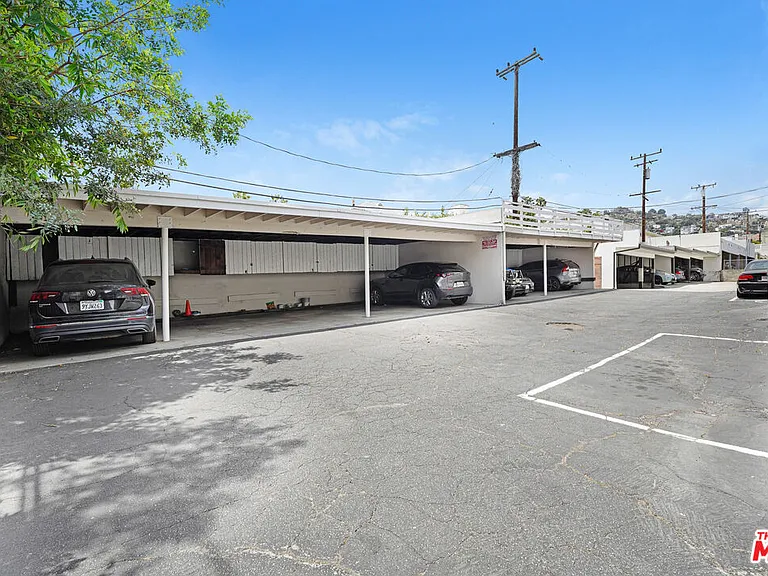 1219 N Crescent Heights Blvd #C — Photo 14