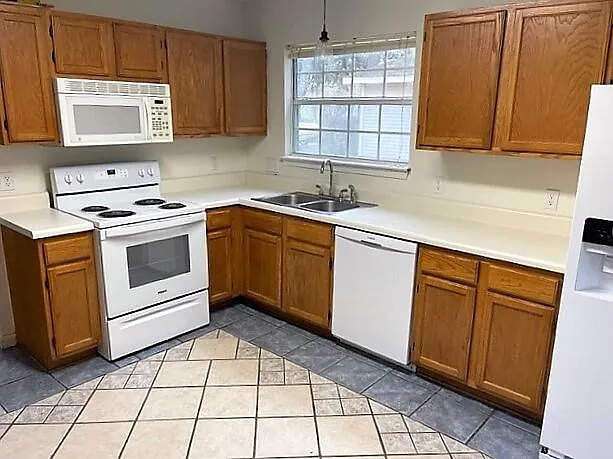 2771 River Run Rd — Photo 3