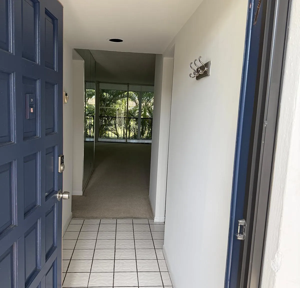 2 bed, 2.0 bath, 1265 sqft, $2,000 — Photo 2