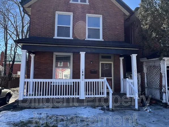 265 Sherbrooke St, Peterborough, ON K9J 2N5